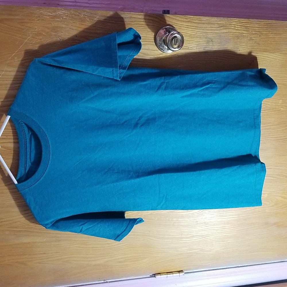 Large green t shirt